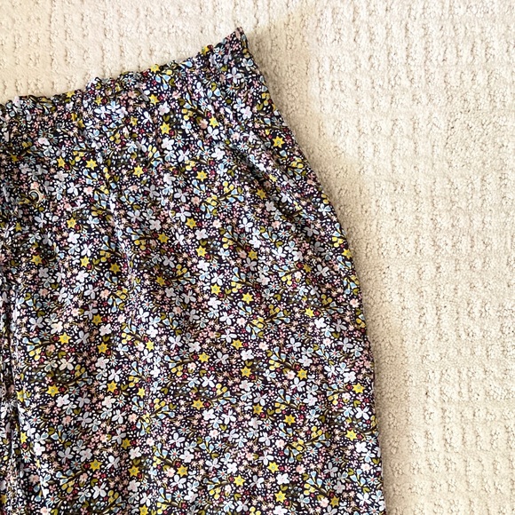 Floral Drawstring Pants - Picture 3 of 9